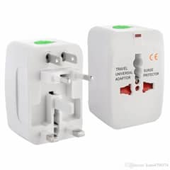 OEM - Adaptador Enchufe Universal Viajero Turismo 110V 220V